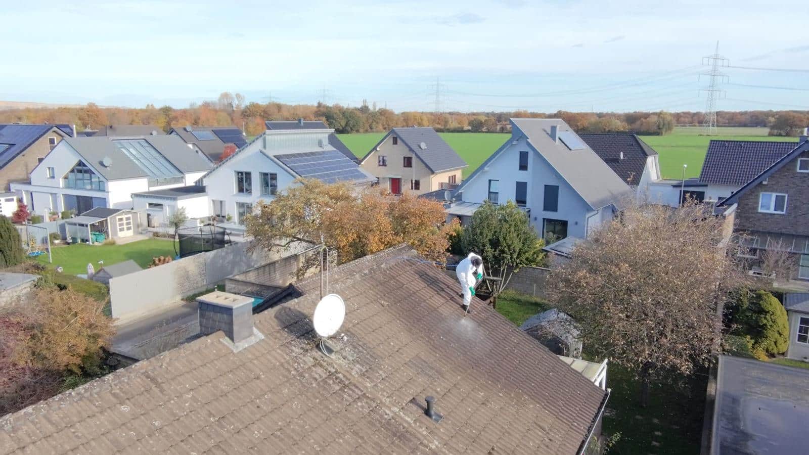 Dachreinigung und Nanoimprägnierung in Düren