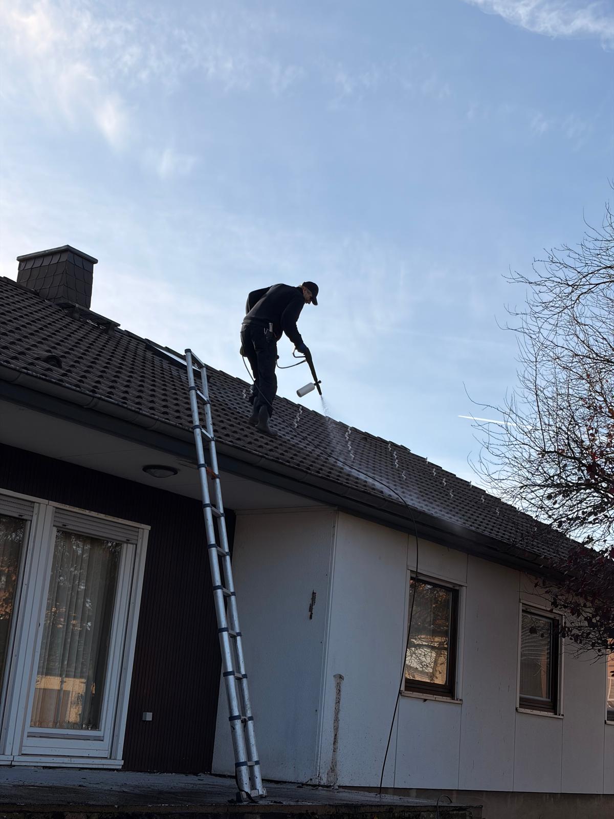 Dachreinigung mit Nanoimprägnierung in Nörvenich