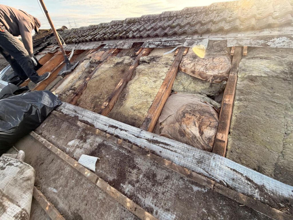 Dachschaden-Reparatur in Niederkassel