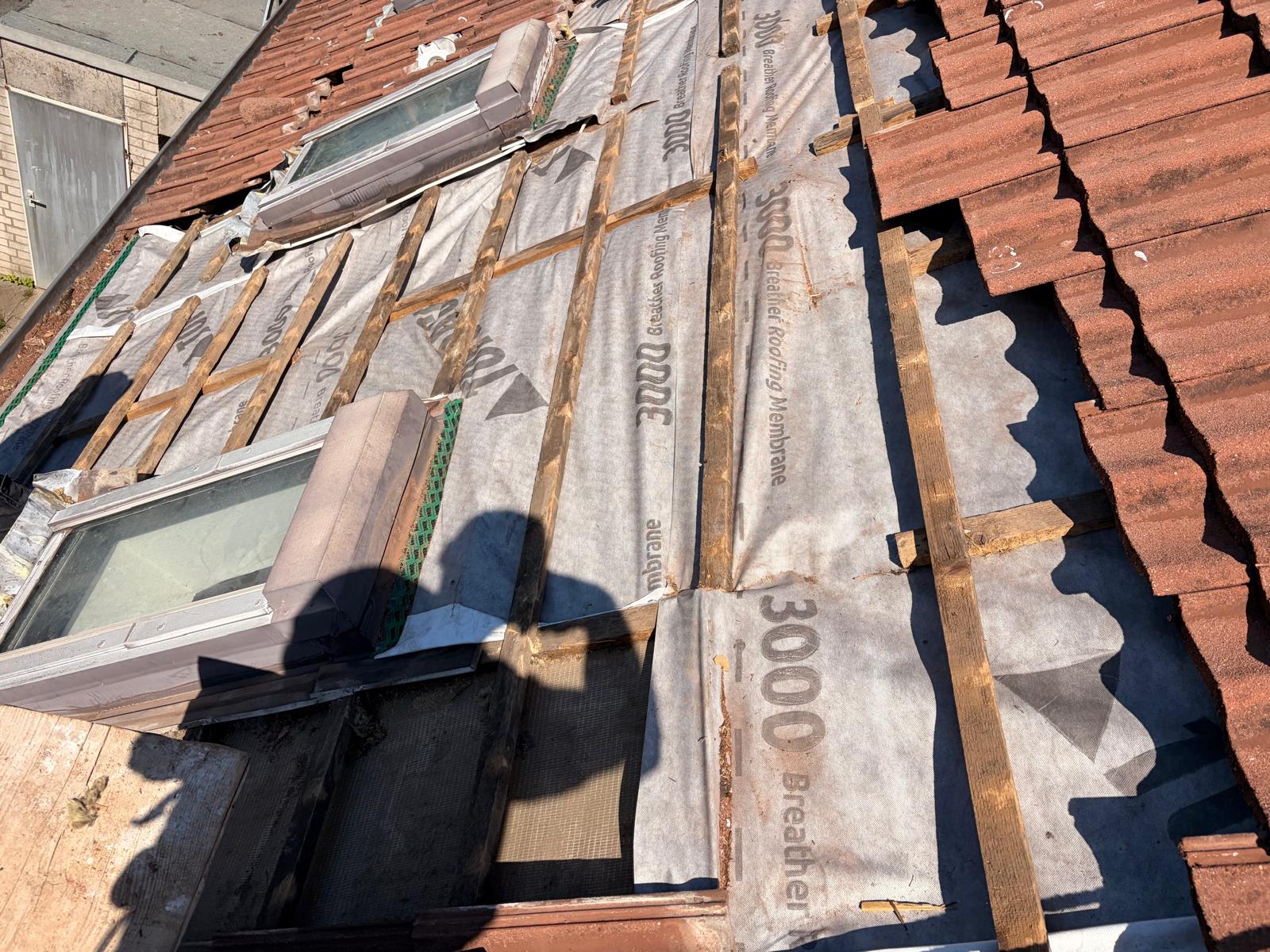 Dachschaden mit geöffnetem Dachaufbau in Kreuzau