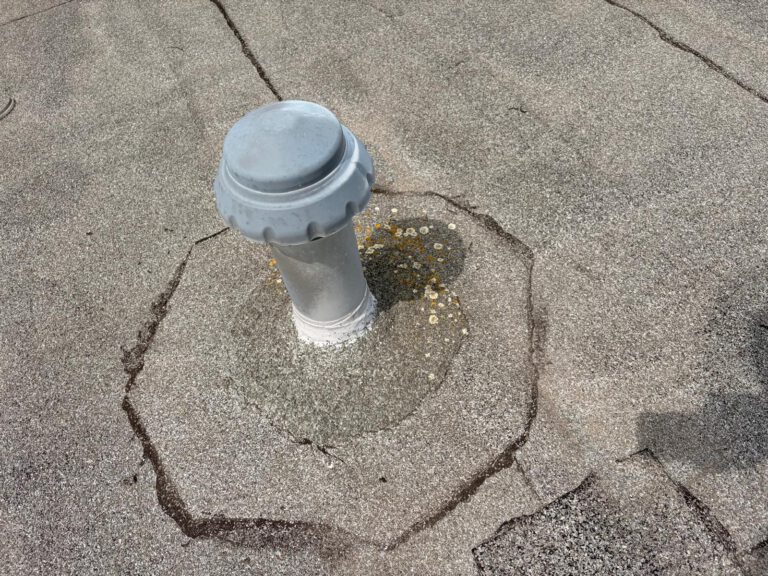 Flachdach-Leckortung bei Wasseransammlungen in Hennef